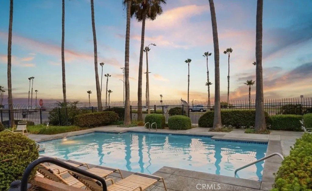1200 Pacific Coast 327 Property Photo 19