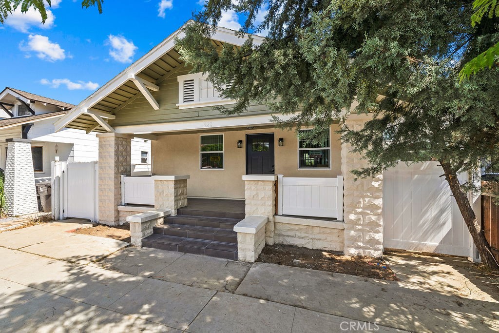 420 Olive Property Photo 2