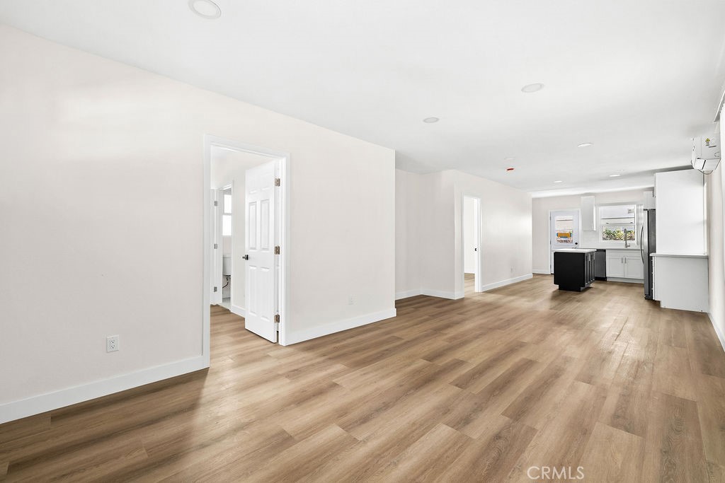 420 Olive Property Photo 10