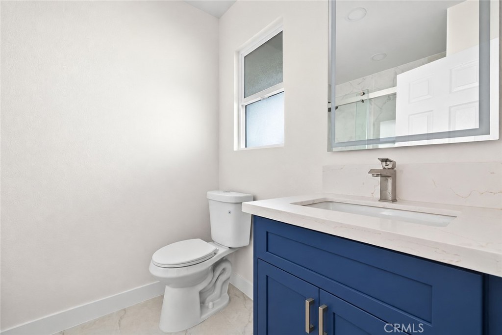 420 Olive Property Photo 11