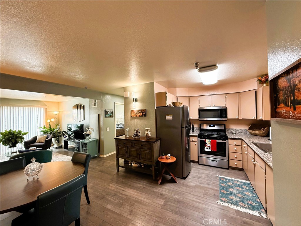 24410 Crenshaw Property Photo 1