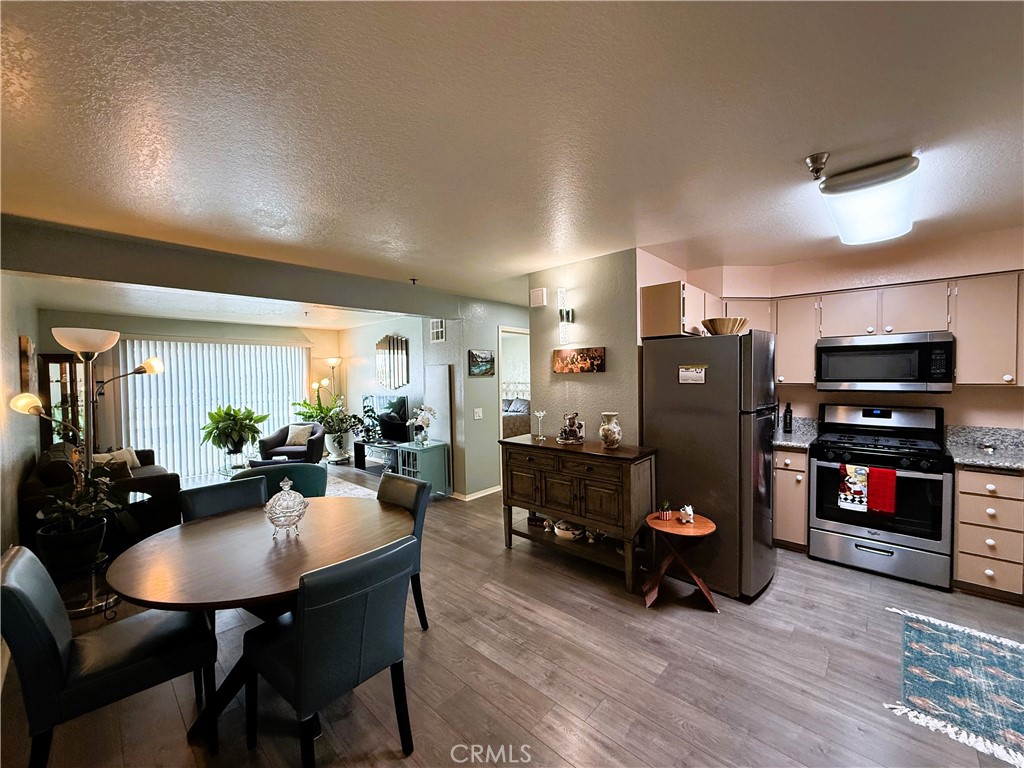 24410 Crenshaw Property Photo 8