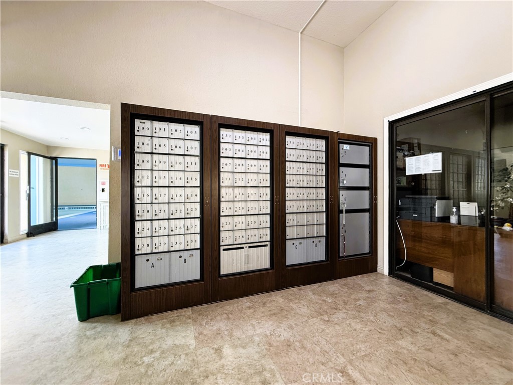 24410 Crenshaw Property Photo 44