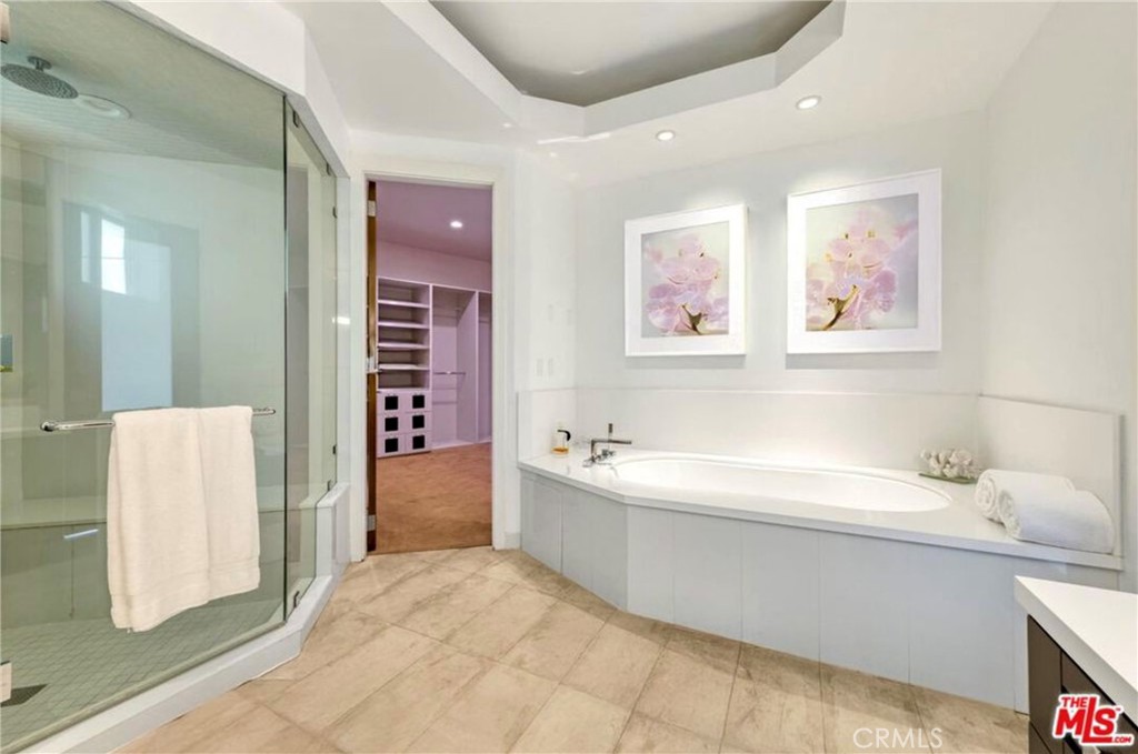 8835 Evanview Property Photo 15