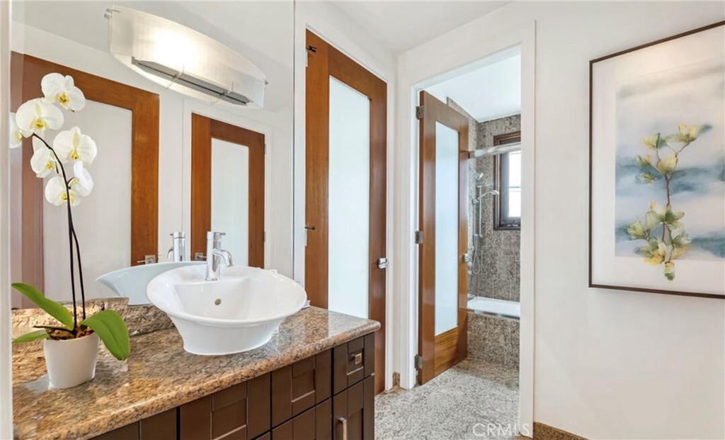 8835 Evanview Property Photo 23
