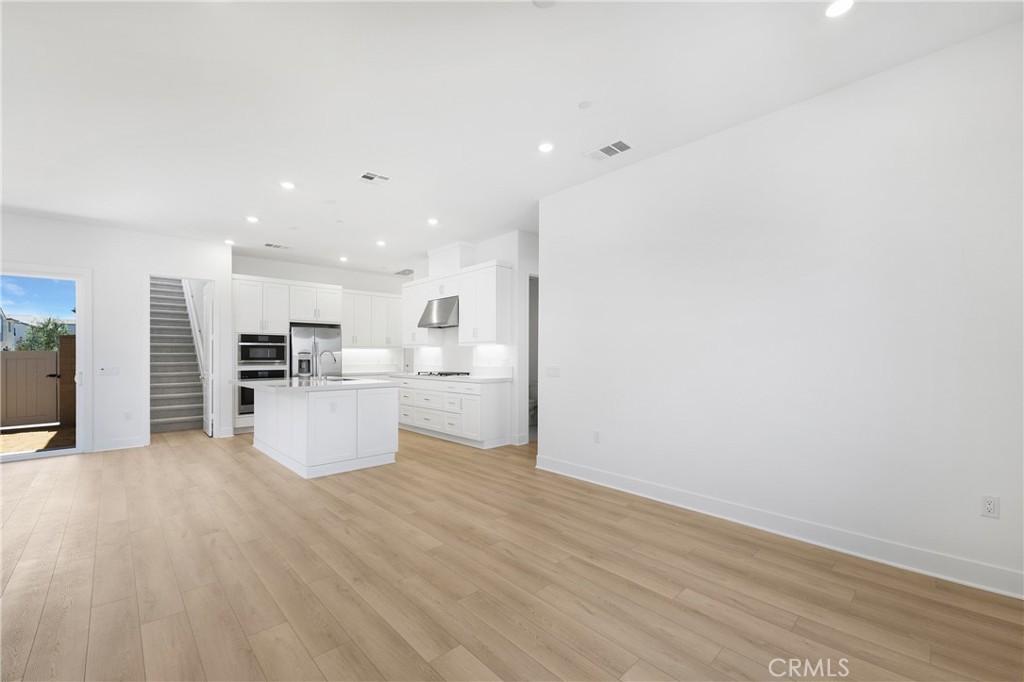 141 Dolores Property Photo 25