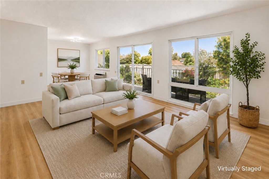 2184 Via Mariposa E B Property Photo 2