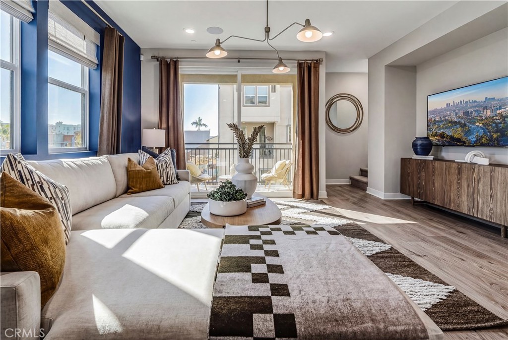 12719 Azure Way 24 Property Photo 3