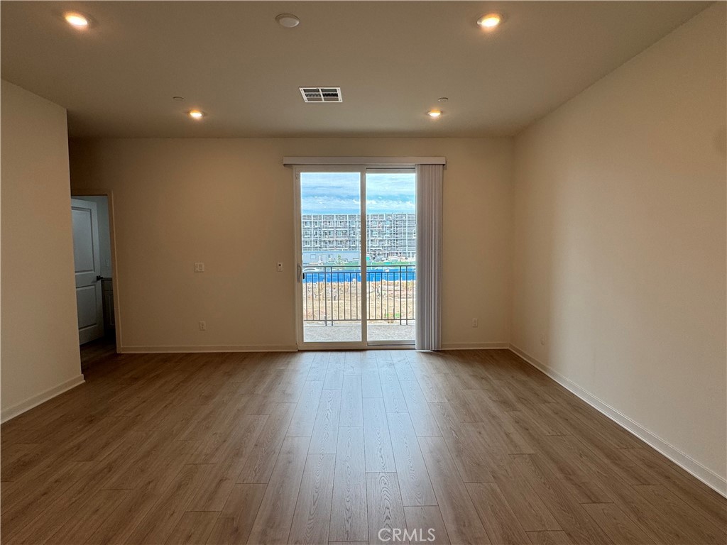 652 E Fourth Street Property Photo 13