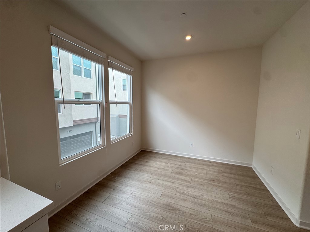 652 E Fourth Street Property Photo 15