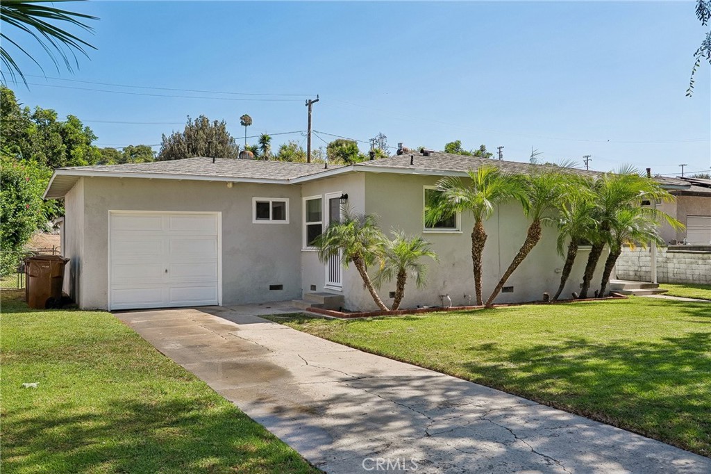 1737 W Jacaranda Property Photo 2