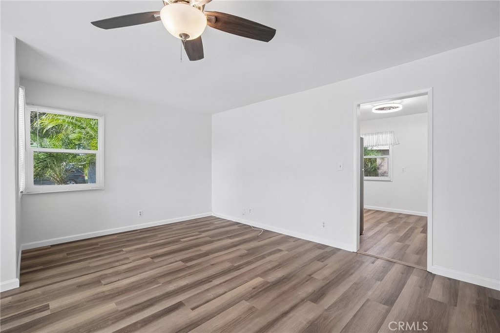 1737 W Jacaranda Property Photo 11