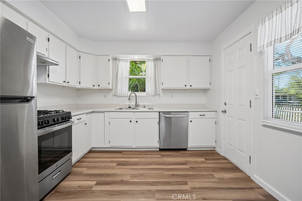 1737 W Jacaranda Property Photo 13