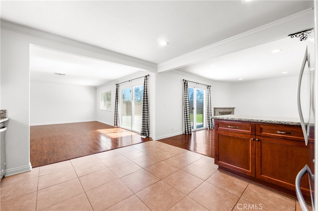 5892 Meadowlark Drive Property Photo 11
