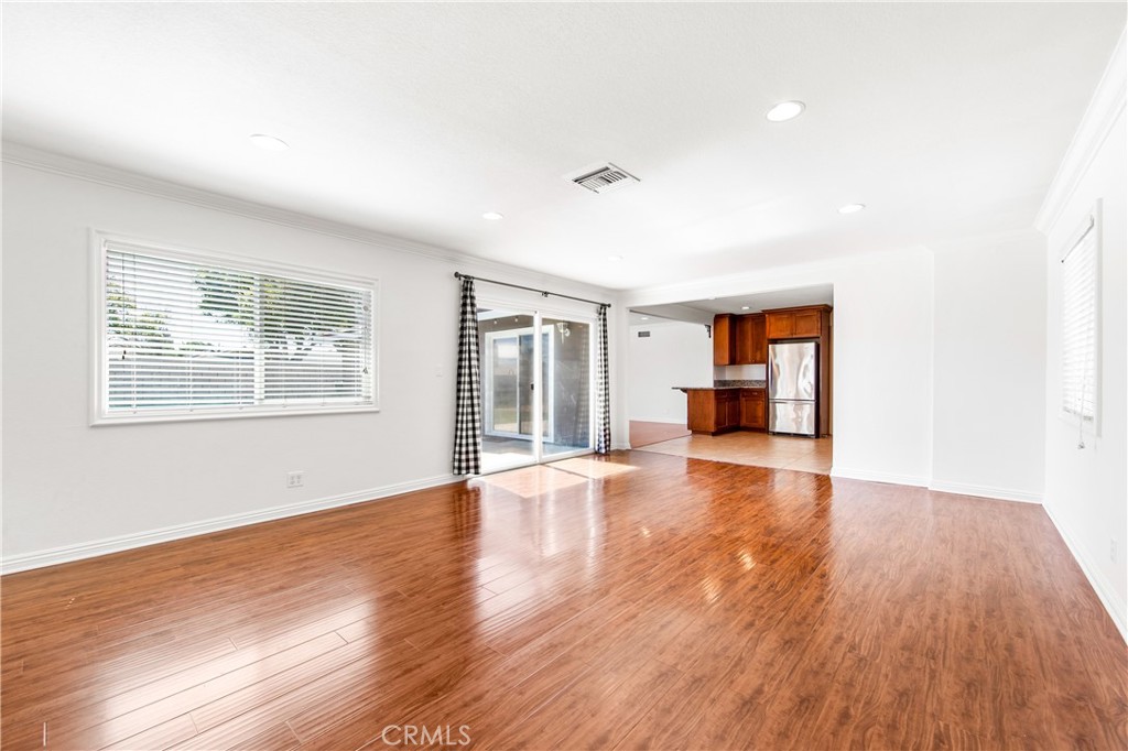 5892 Meadowlark Drive Property Photo 12
