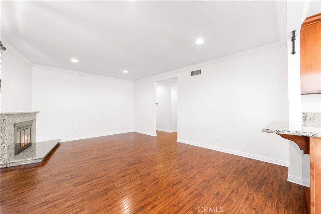 5892 Meadowlark Drive Property Photo 15