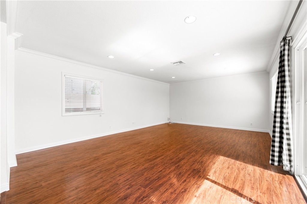 5892 Meadowlark Drive Property Photo 16