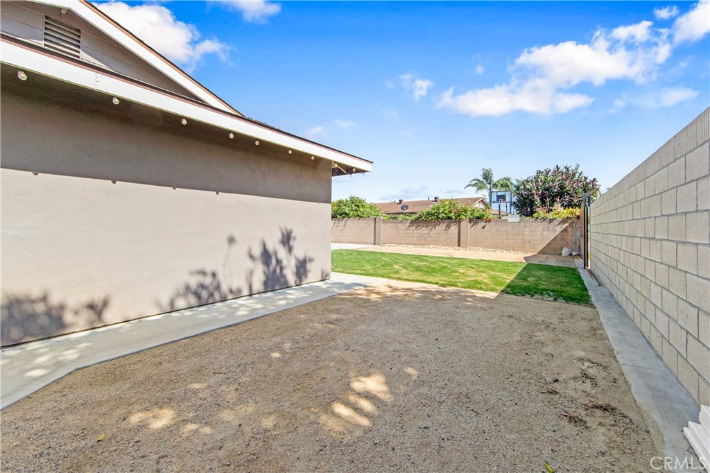 5892 Meadowlark Drive Property Photo 35