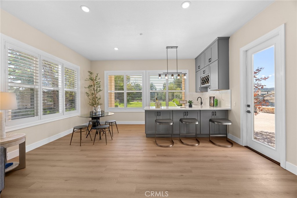 87 Panorama Property Photo 25