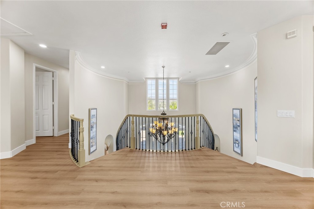 87 Panorama Property Photo 31