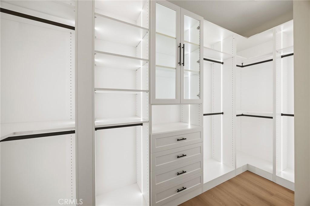 87 Panorama Property Photo 42