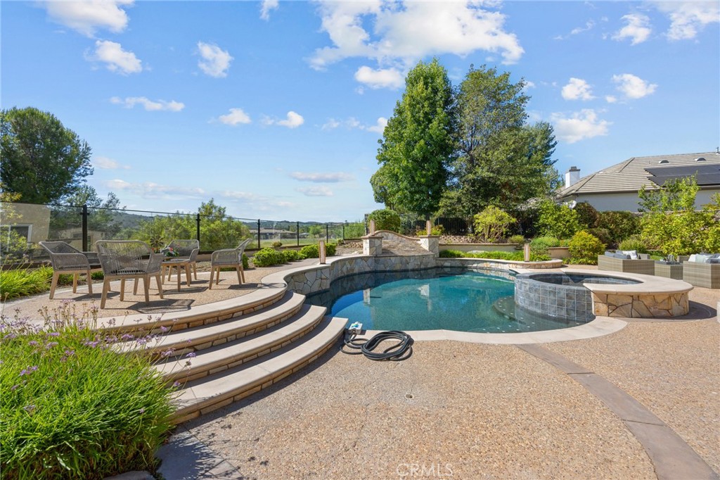 87 Panorama Property Photo 60