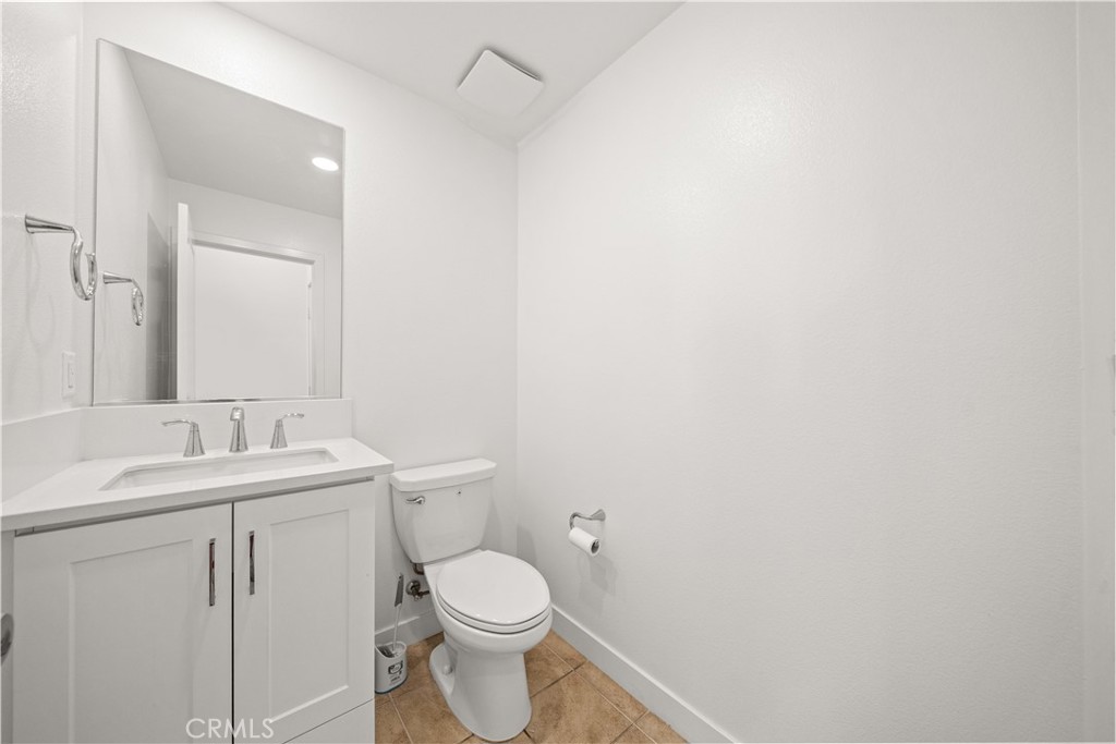 155 W La Palma Avenue 2 Property Photo 16