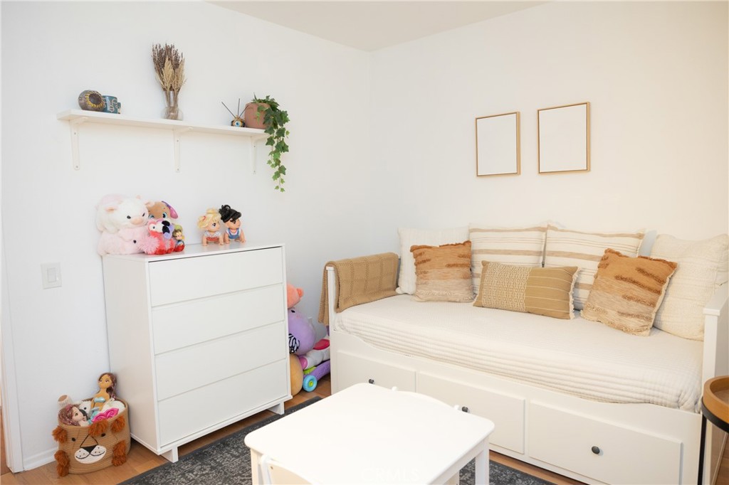 21 Bravo Property Photo 31