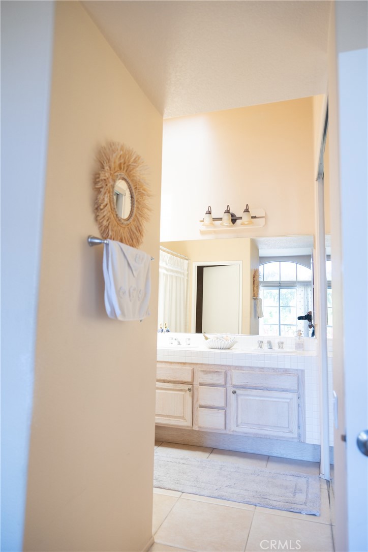 21 Bravo Property Photo 43