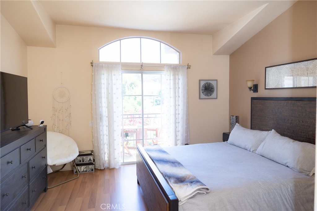 21 Bravo Property Photo 48