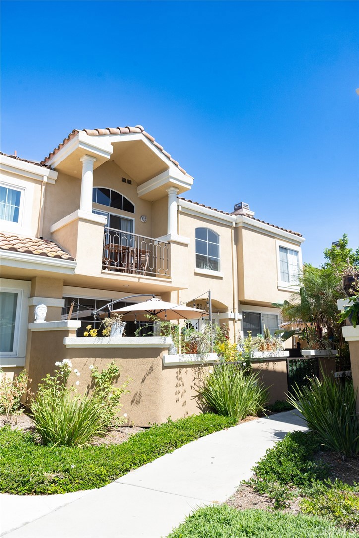 21 Bravo Property Photo 51