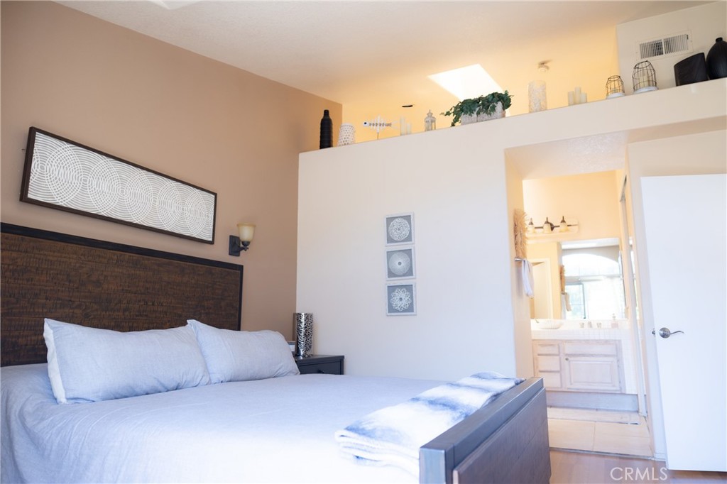 21 Bravo Property Photo 52
