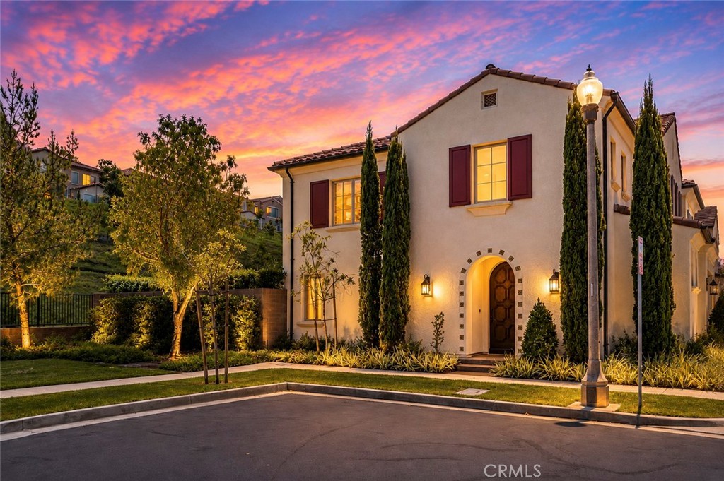 100 Della Property Photo 1