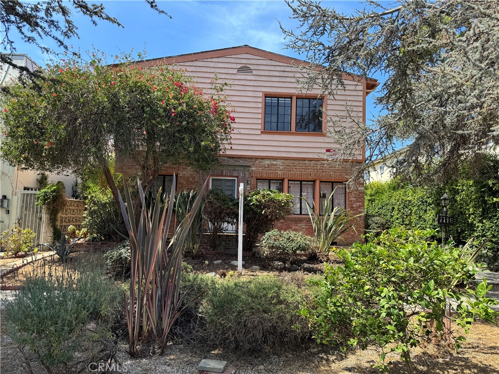 1118 15th St. Property Photo 1