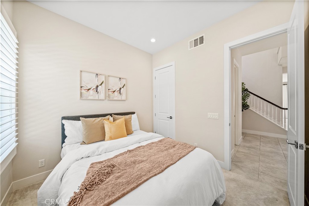 270 Burwood Property Photo 8