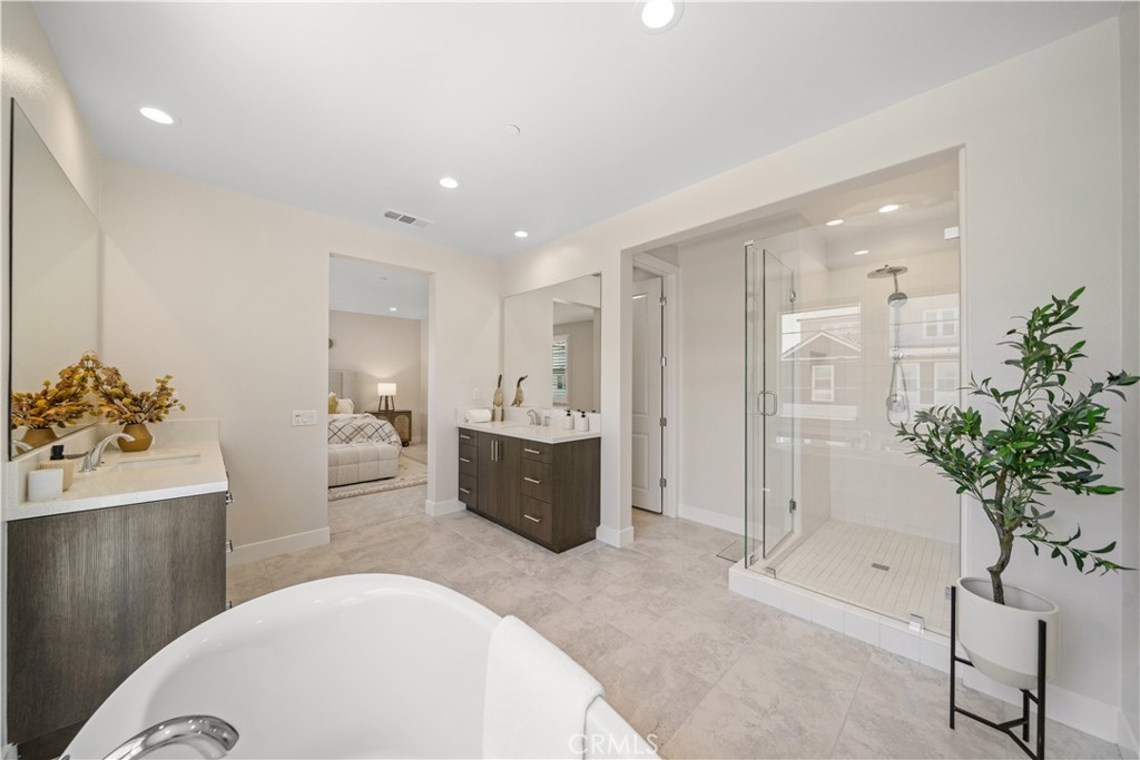270 Burwood Property Photo 42