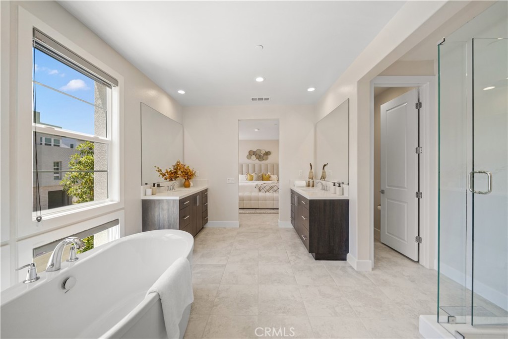 270 Burwood Property Photo 43