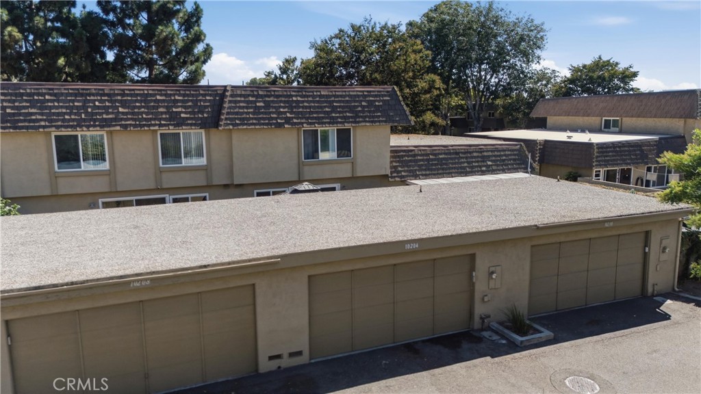 10204 Durango River Court Property Photo 32