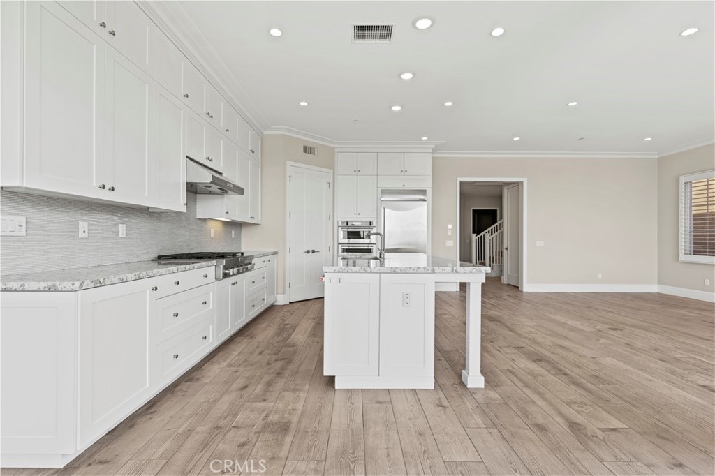 110 Statura Property Photo 8
