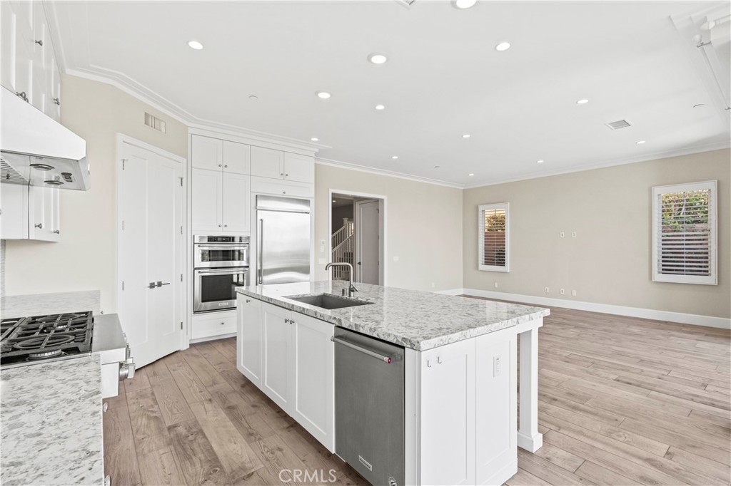 110 Statura Property Photo 9