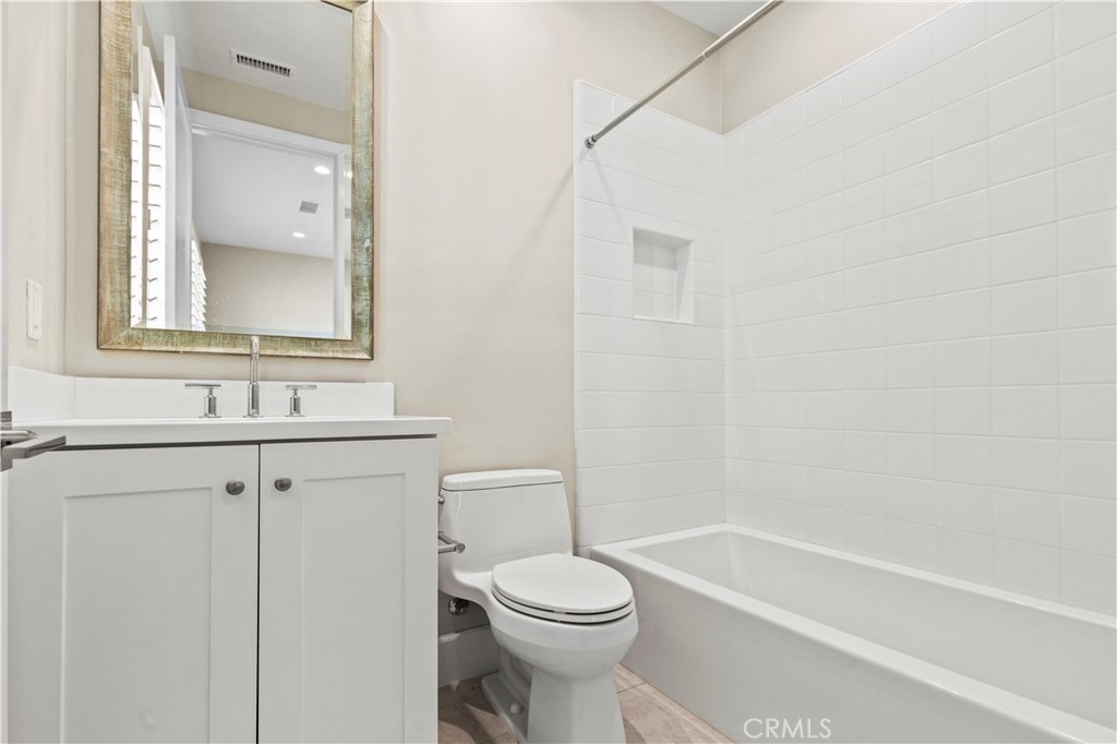 110 Statura Property Photo 38