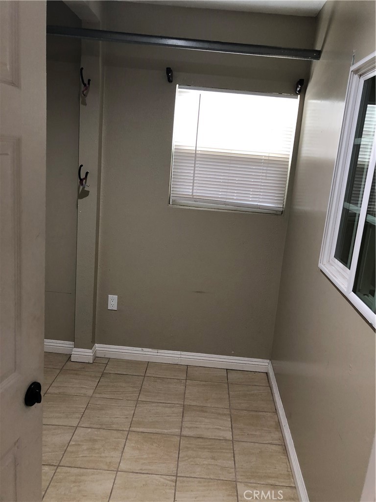 OC26166275 Property Photo 3