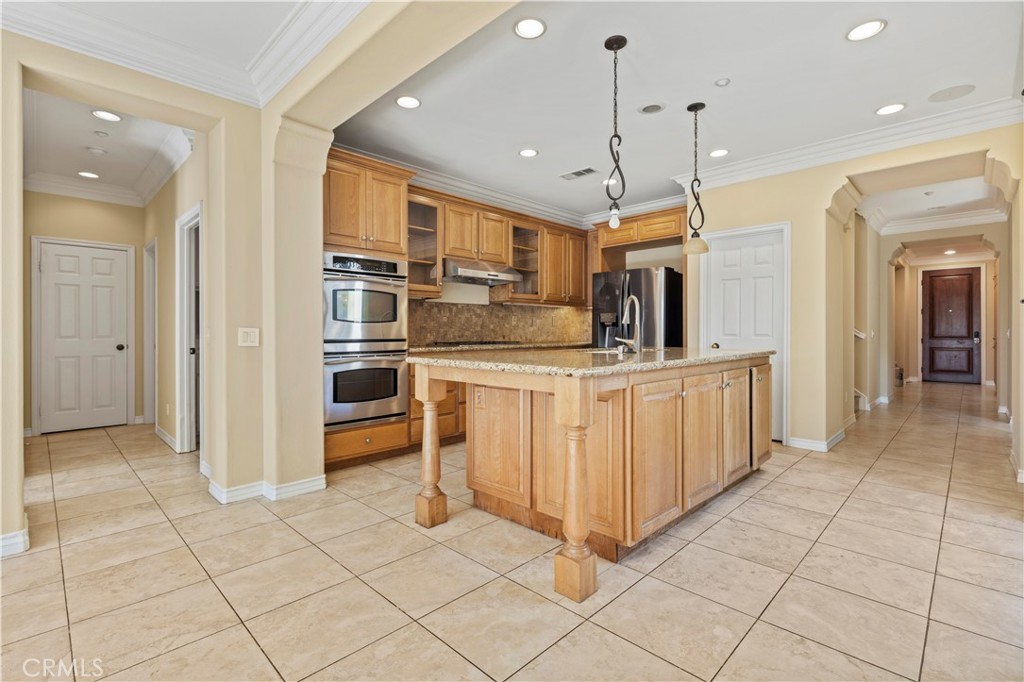 16689 Tourmaline Property Photo 7