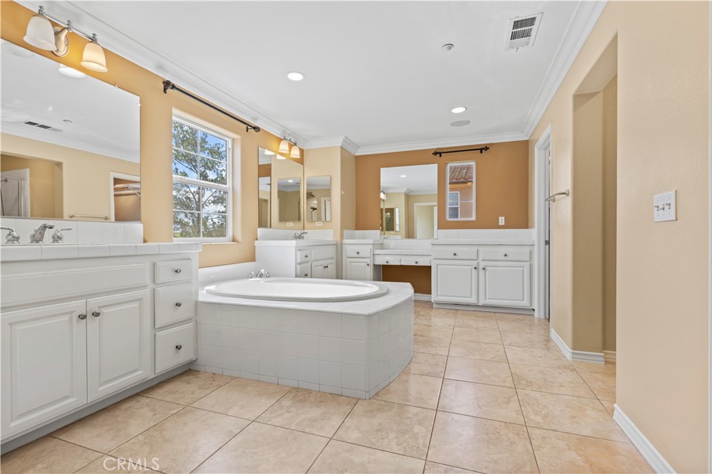 16689 Tourmaline Property Photo 32