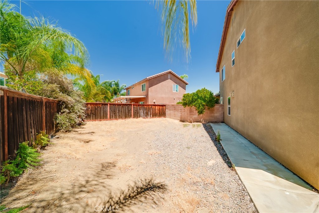 38199 Talavera Court Property Photo 26
