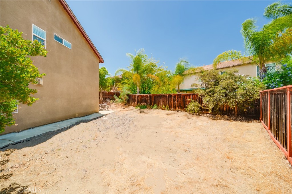 38199 Talavera Court Property Photo 28