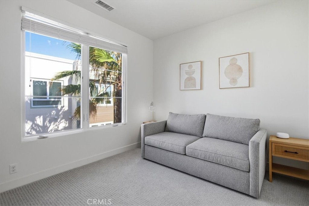 657 Doheny Property Photo 7