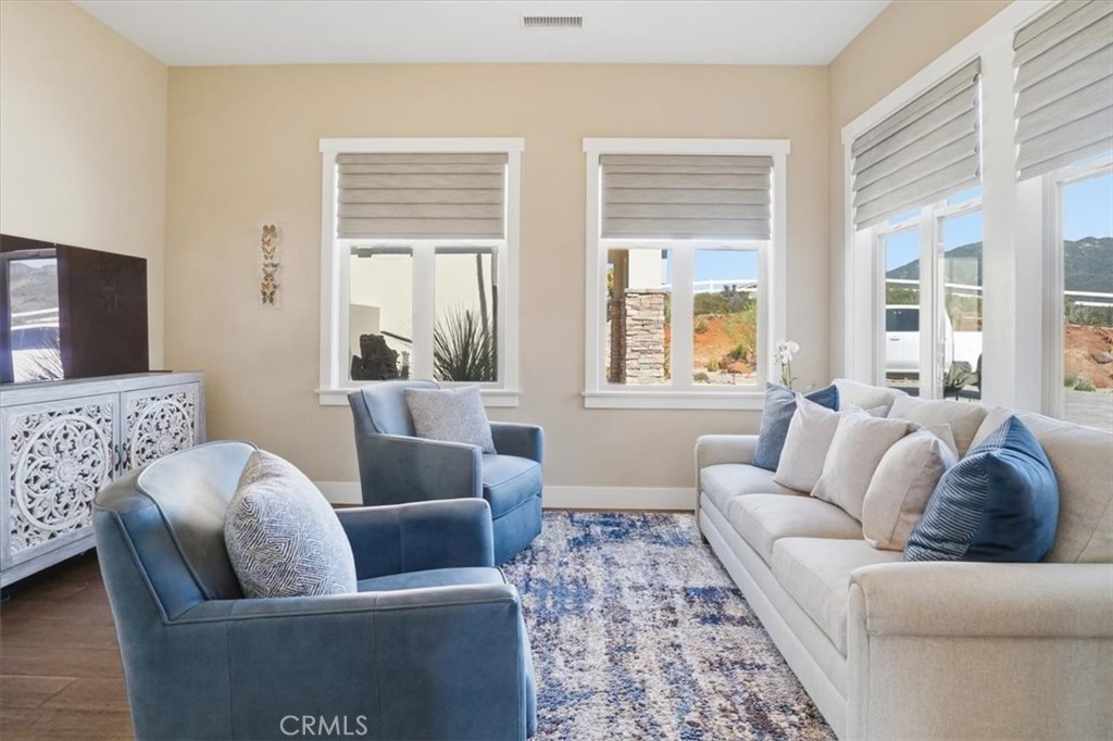 12457 Rancho Heights Road Property Photo 24