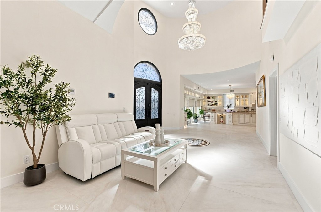 16572 Carousel Property Photo 12