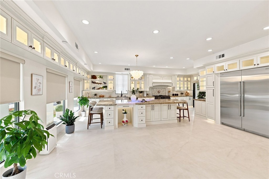 16572 Carousel Property Photo 14